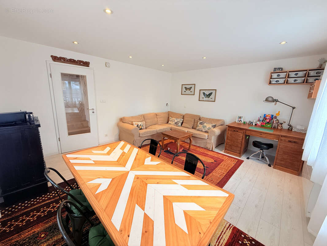 Maison à WEYERSHEIM