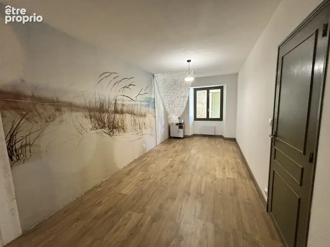 Charmante Maison Familiale avec Piscine et Maison d'Amis sur un Vaste Terrain - photo 14