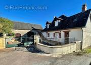 Maison à JUGEALS-NAZARETH