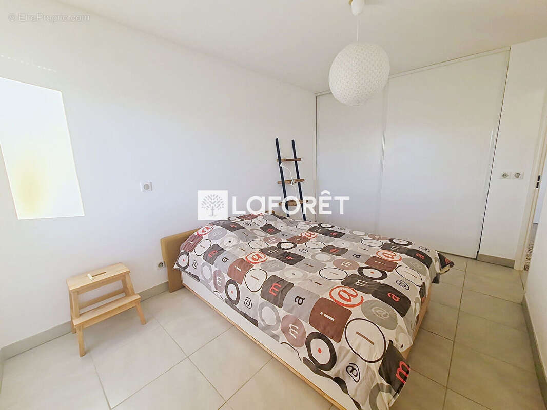 Appartement à JUVIGNAC