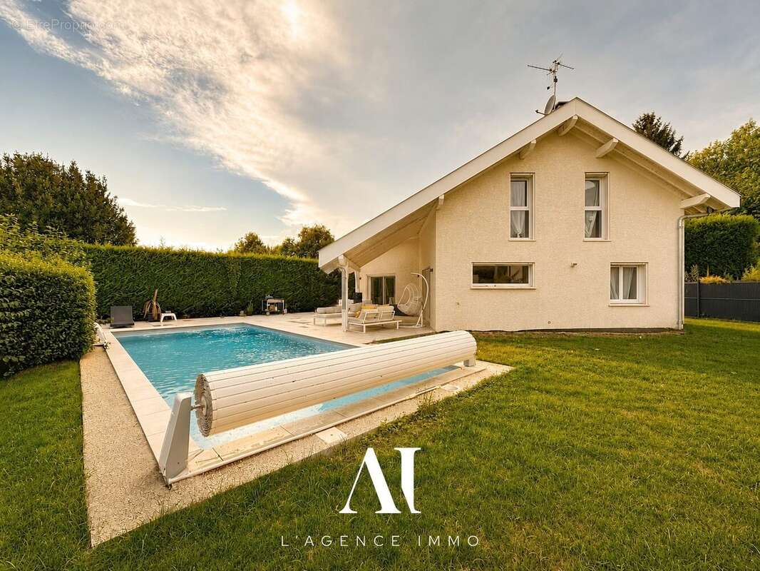 Maison à ECHENEVEX