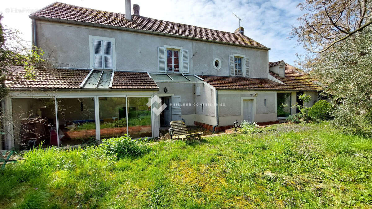 Maison 183 m² à Thoiry  - photo 5