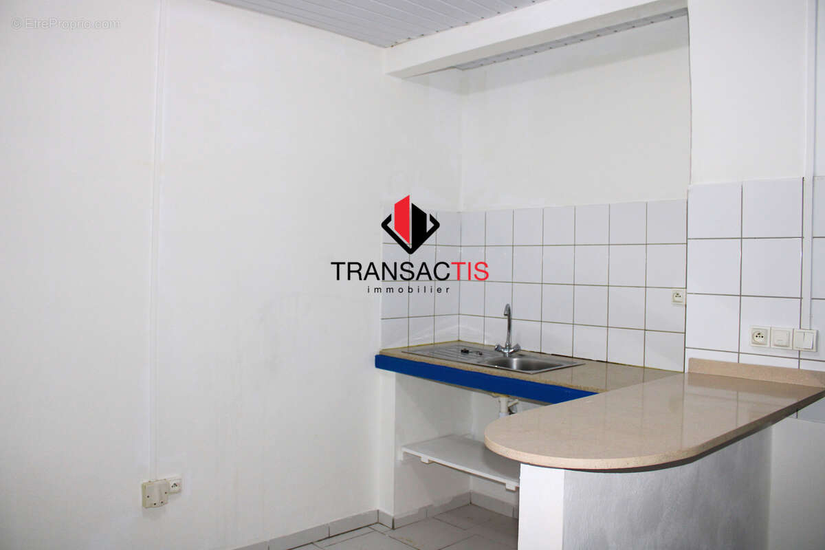 Immeuble de quatre appartements à Cayenne - photo 9