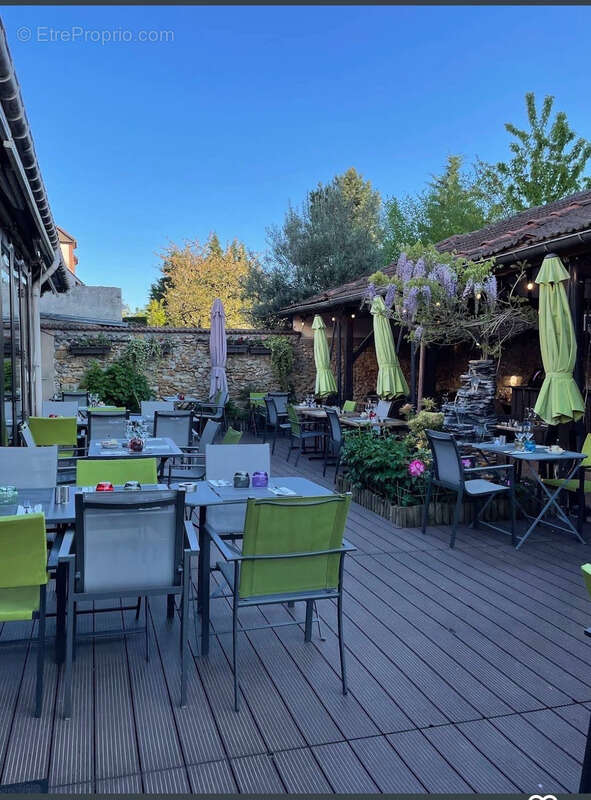 Commerce à LIMEIL-BREVANNES