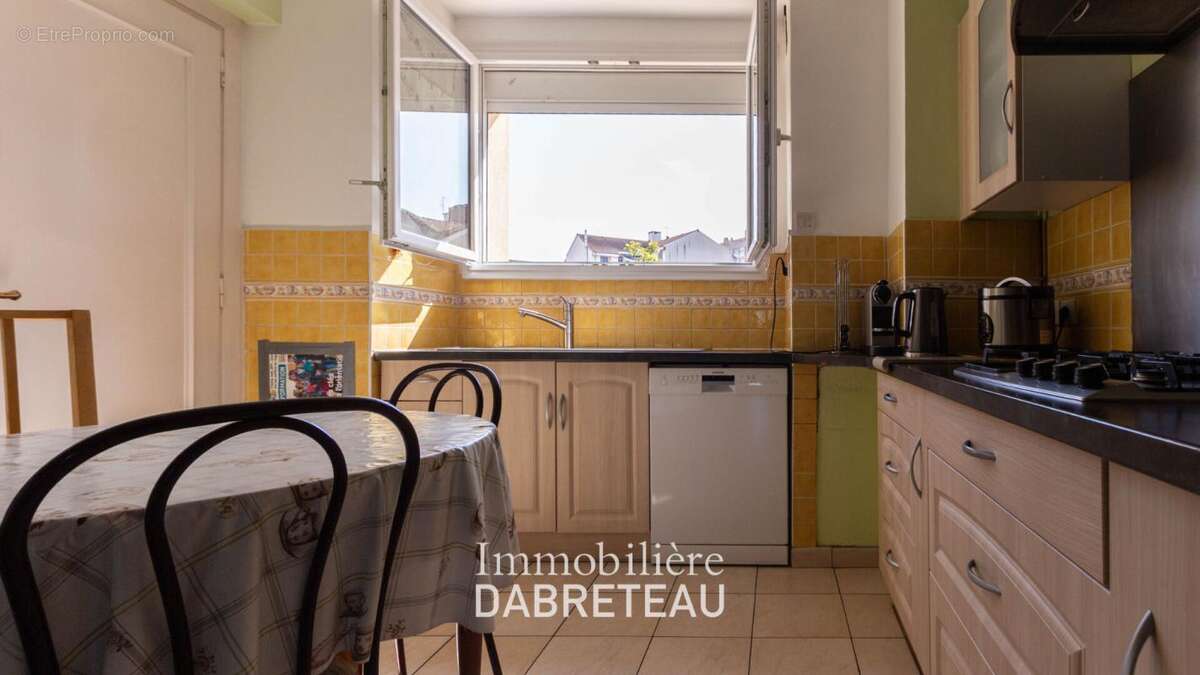 Appartement à LYON-6E