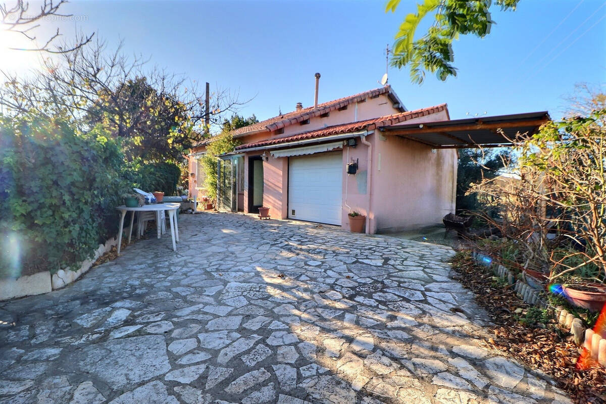 Maison à VILLENEUVE-LES-MAGUELONE