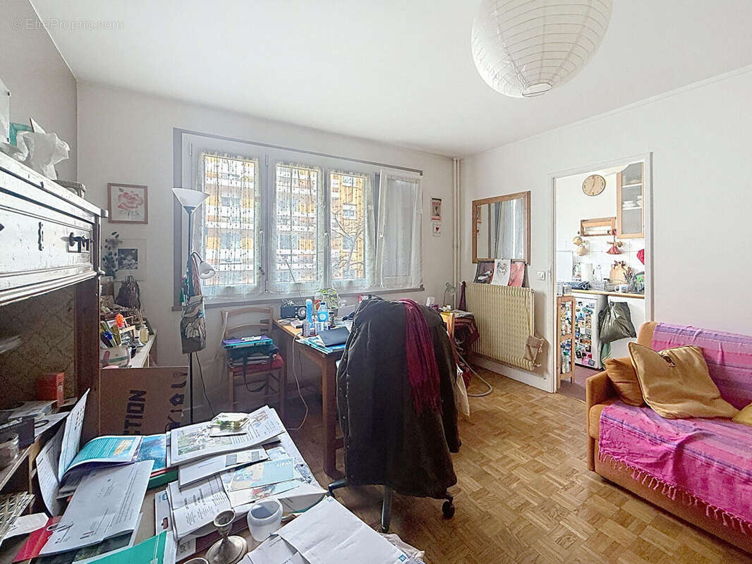 Appartement à PARIS-19E