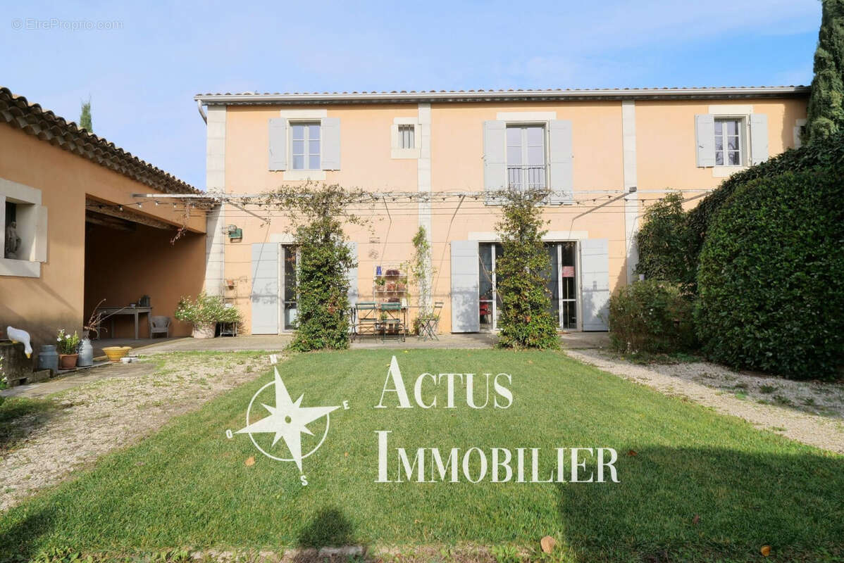 Maison à EYGALIERES