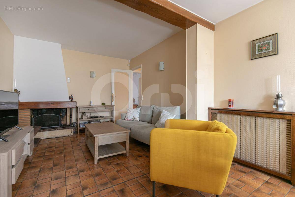 Maison à BONNEUIL-SUR-MARNE