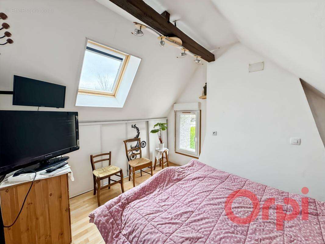 Maison à SAULZAIS-LE-POTIER