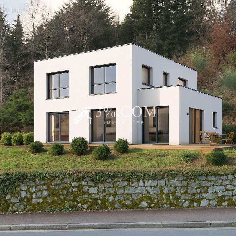 Terrain à SAINT-NABORD