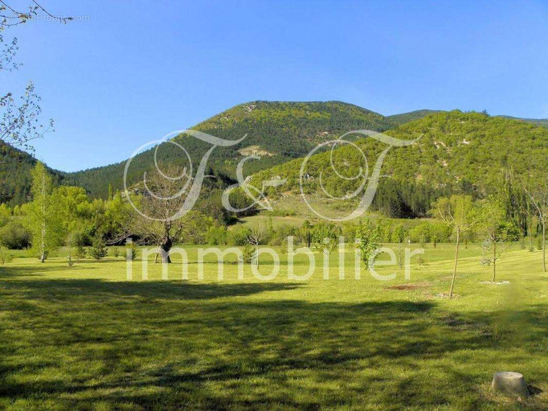 Maison à MONTBRUN-LES-BAINS