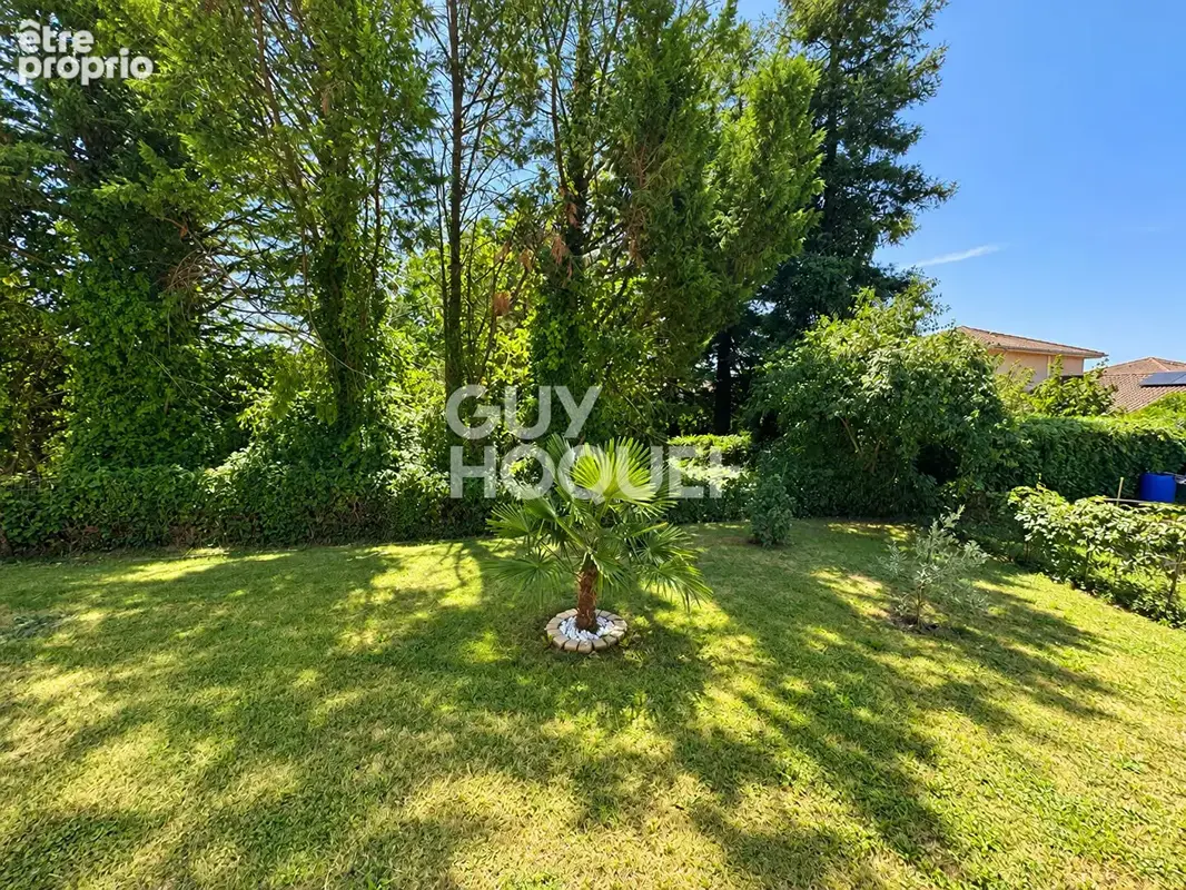 LUZINAY Maison individuelle  au coeur du village - photo 2