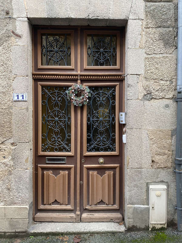 Maison à BELLAC