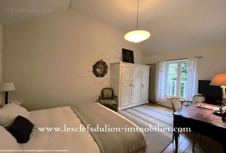 Maison à LORREZ-LE-BOCAGE-PREAUX