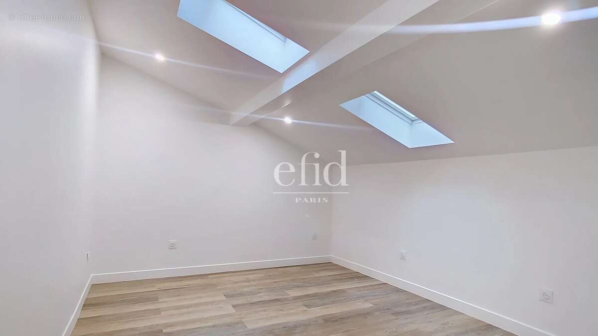 Maison à IVRY-SUR-SEINE