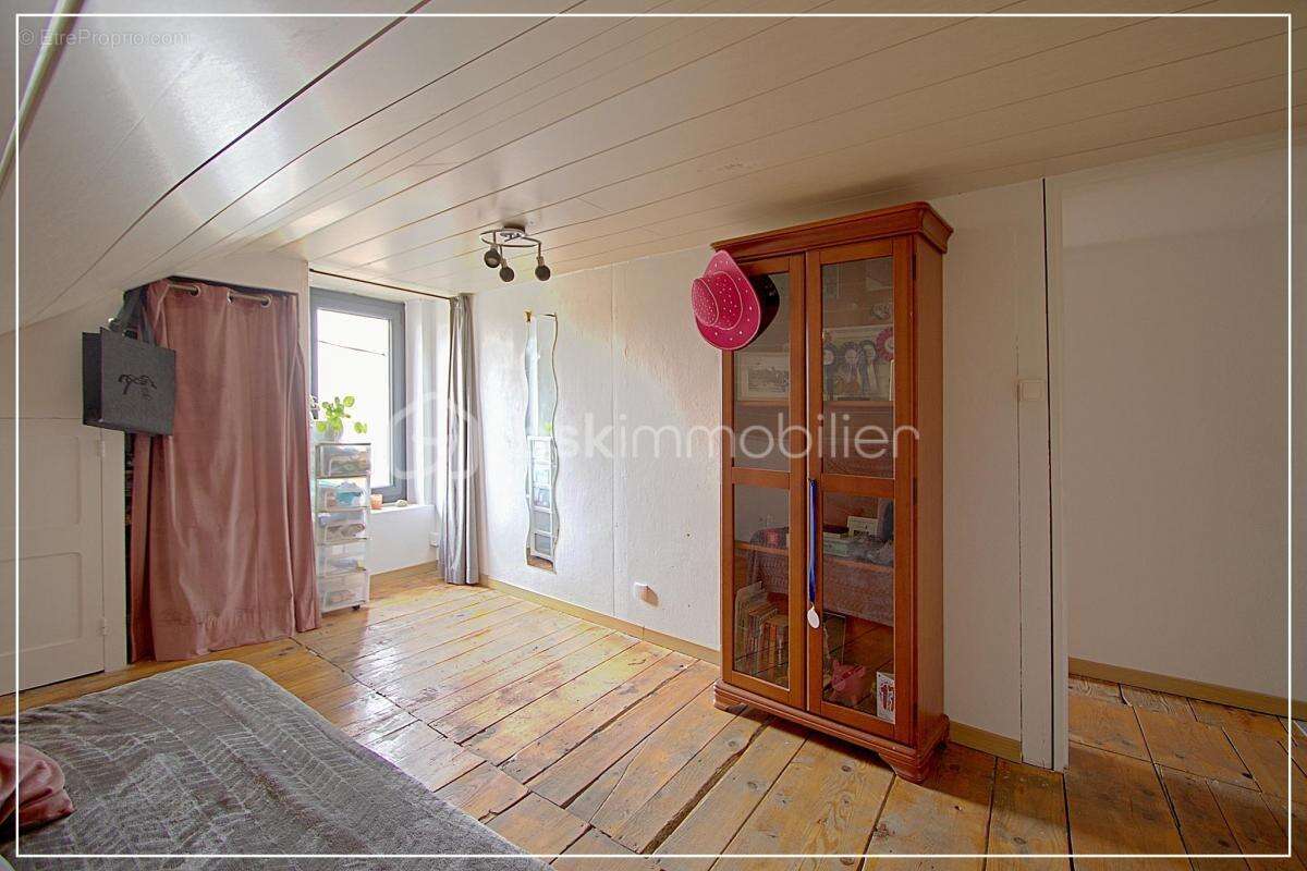 Maison à LES ABRETS