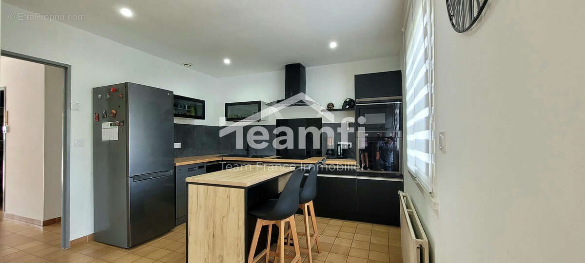 Maison 83 m² à Ales  - photo 7