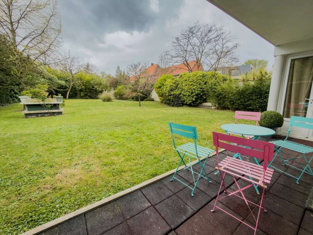 Appartement à LE RAINCY