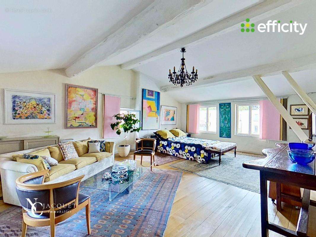 Maison à RILLIEUX-LA-PAPE