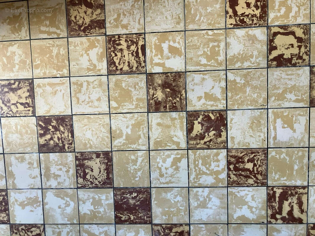 Maison à SAINT-MARCEL-EN-MARCILLAT