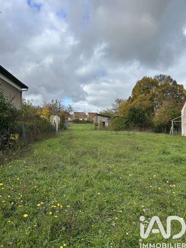 Photo 2 - Terrain à SAINT-DOULCHARD