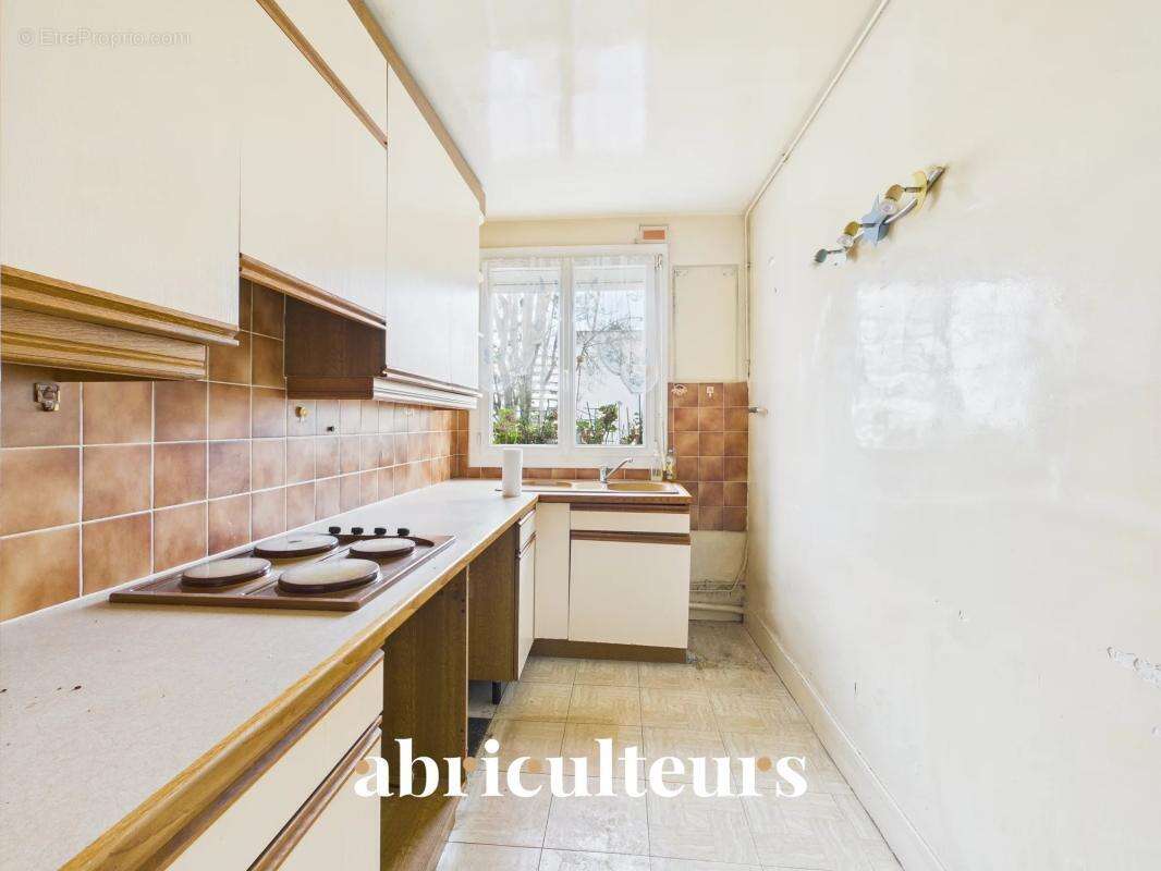 Appartement à PARIS-12E