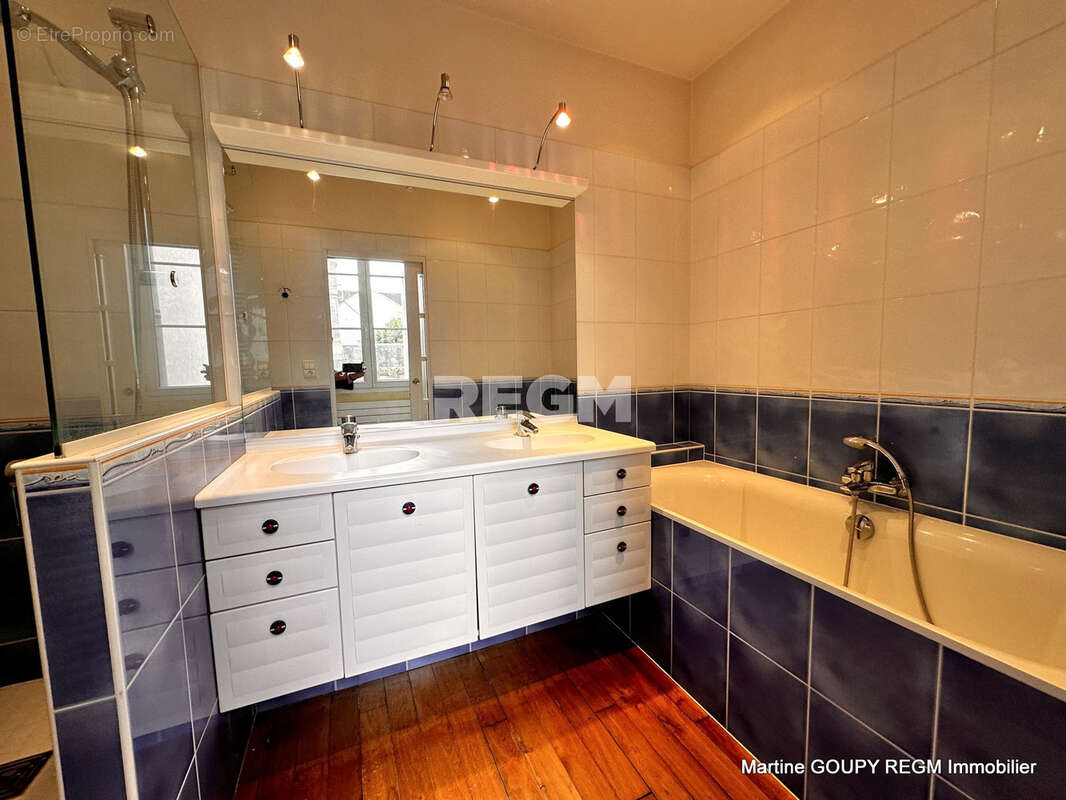 ORLEANS (45)   Centre / Cathédrale   Foncier sur 3 niveaux 360 m2 /sol - Investisseurs - photo 28