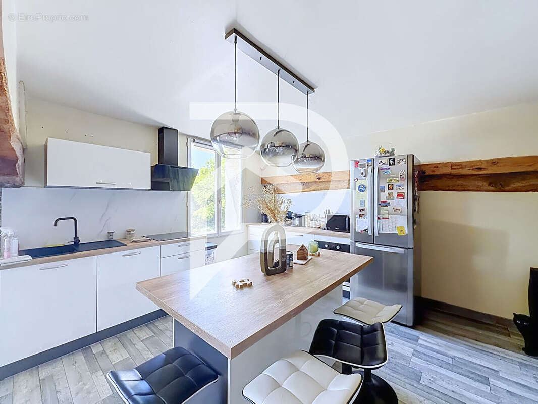 DREUX  Appartement 3 chambres avec stationnement gratuit - photo 3