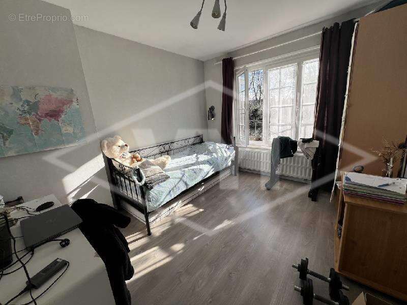 Maison à COMBS-LA-VILLE