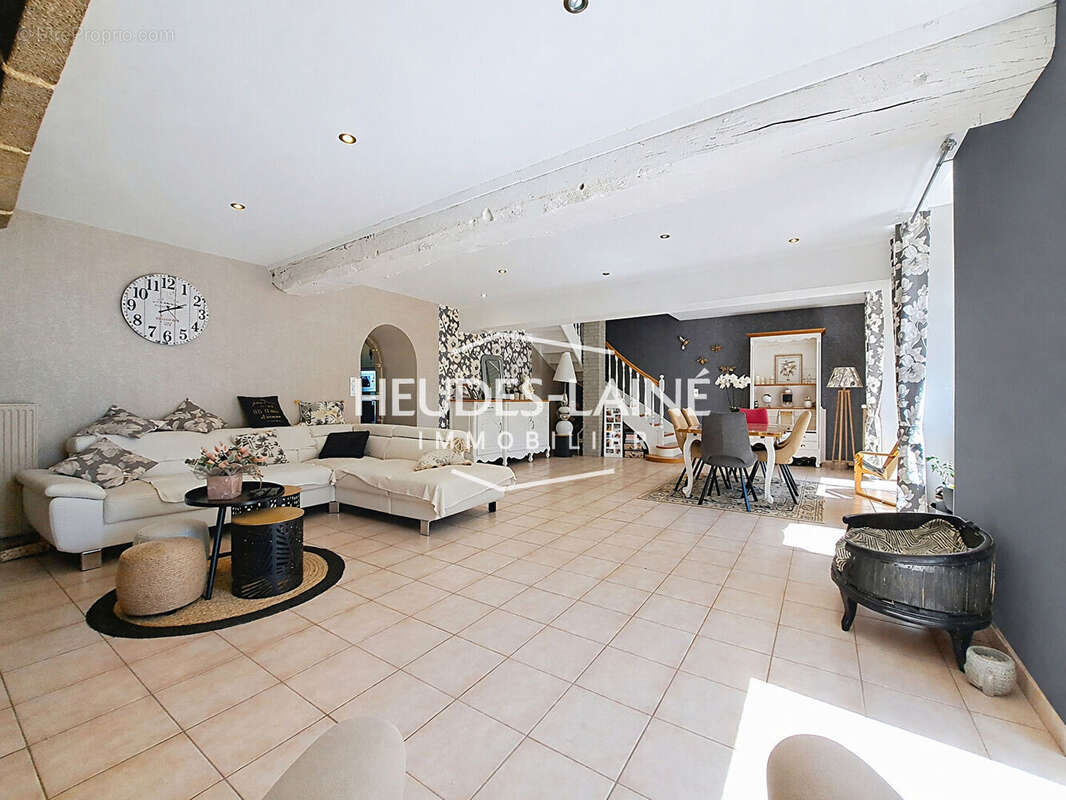 Maison à LES LOGES-MARCHIS