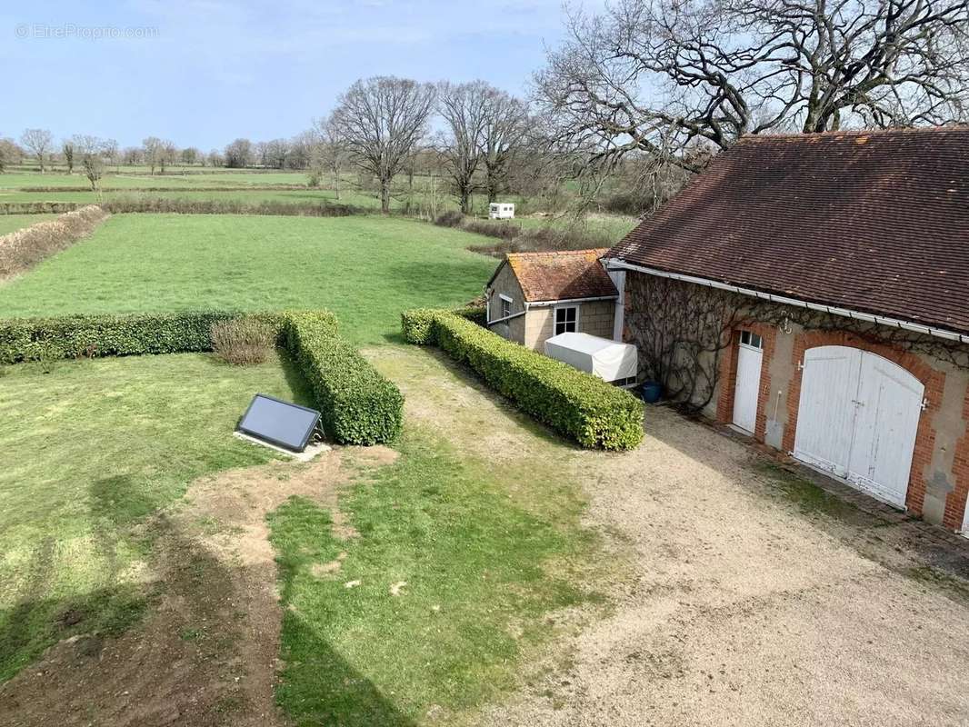 Maison à NEUVY-SAINT-SEPULCHRE