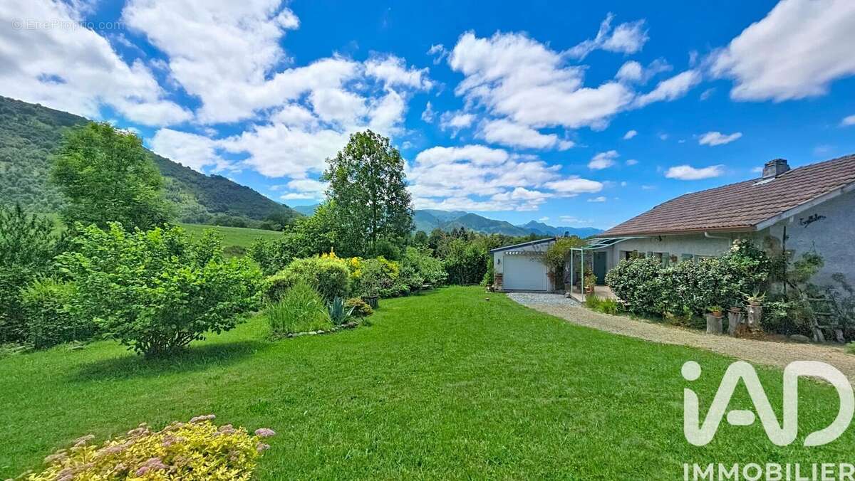 Photo 3 - Maison à LESTELLE-BETHARRAM
