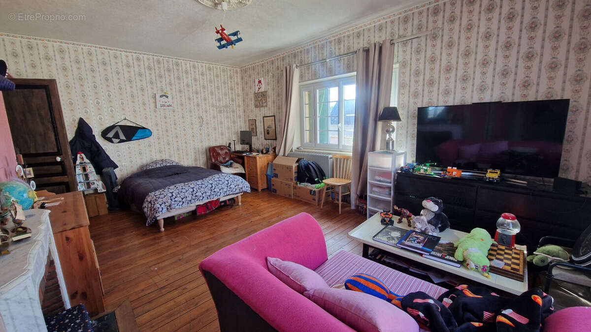 Proche EPERNON : Maison de Ville Familiale avec beau potentiel - photo 4