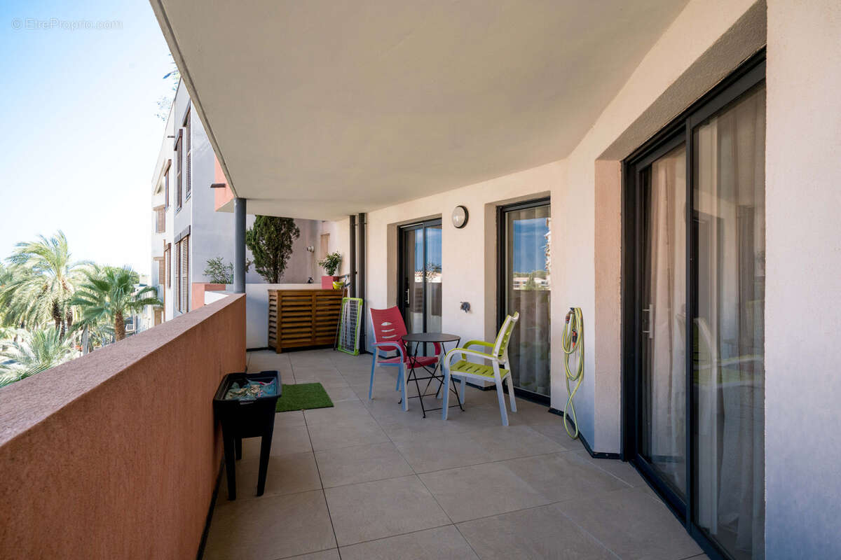 Appartement à HYERES