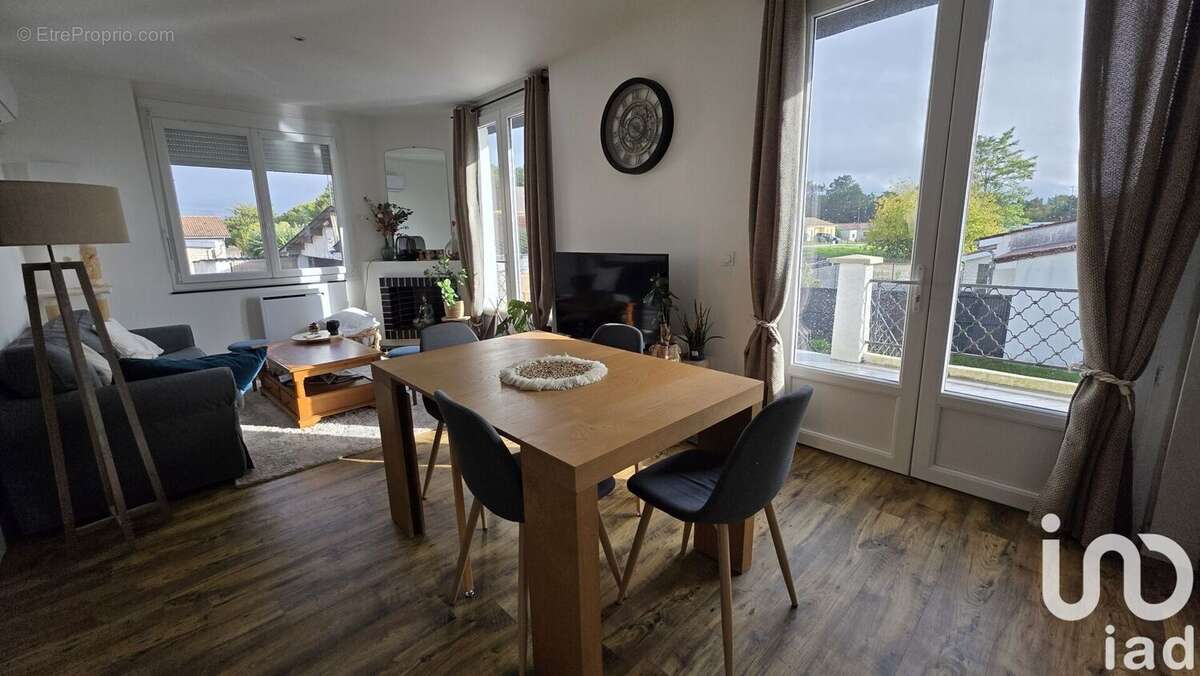 Photo 4 - Maison à MONTENDRE