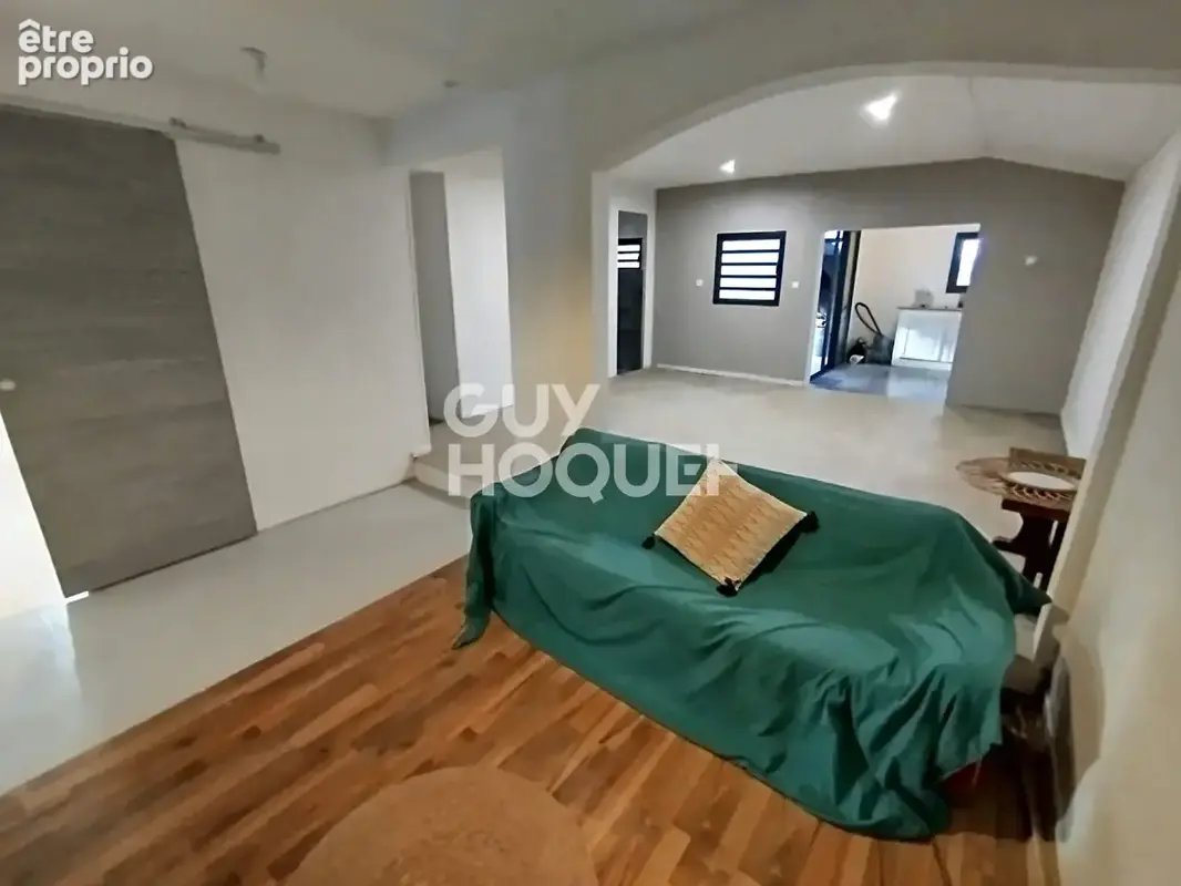 Maison Saint Pierre LIGNE DES BAMBOUS - 5 pièces 76 m2 - photo 2