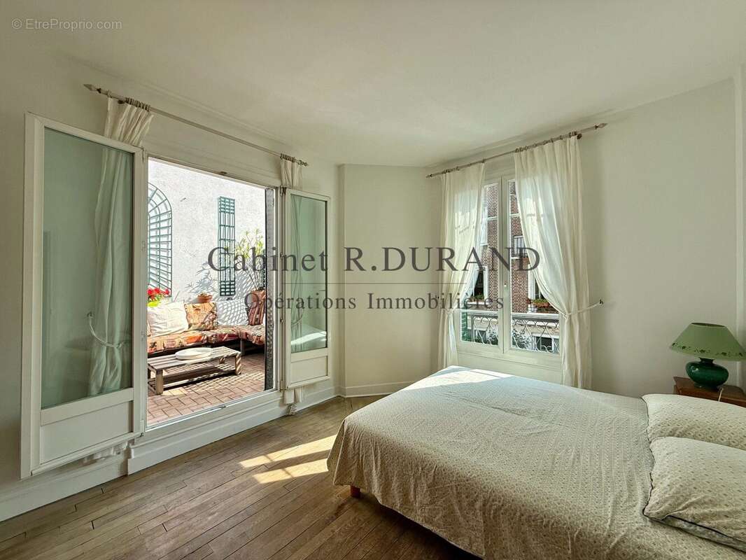 Maison à ASNIERES-SUR-SEINE