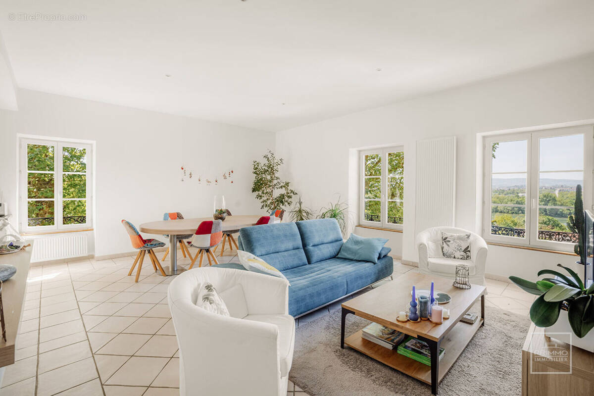 Appartement à VILLEFRANCHE-SUR-SAONE
