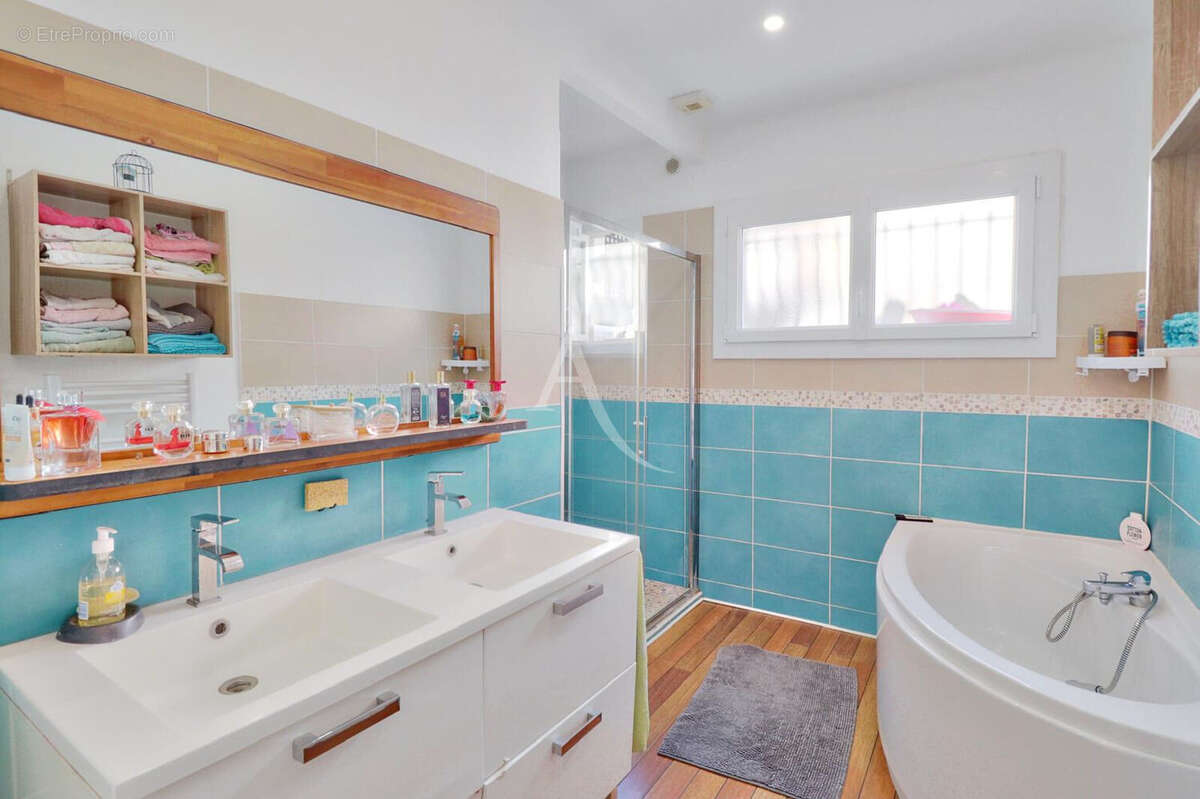 Maison à LES PENNES-MIRABEAU