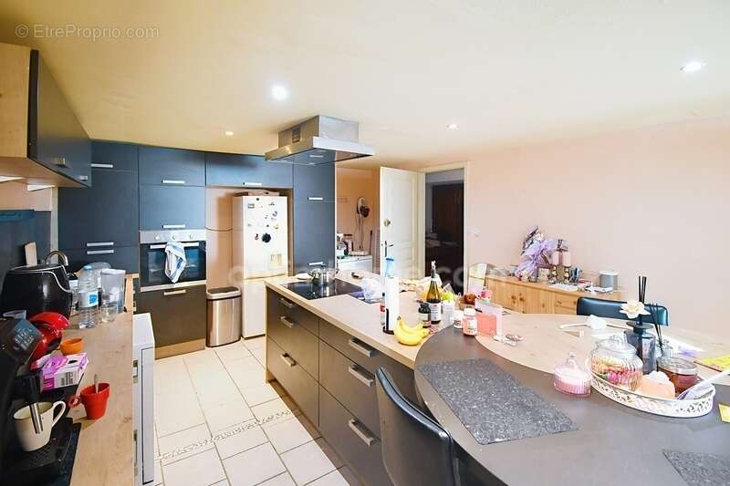 Appartement à AUDUN-LE-ROMAN