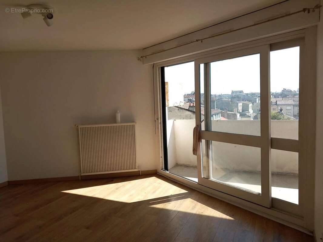 Appartement à BORDEAUX