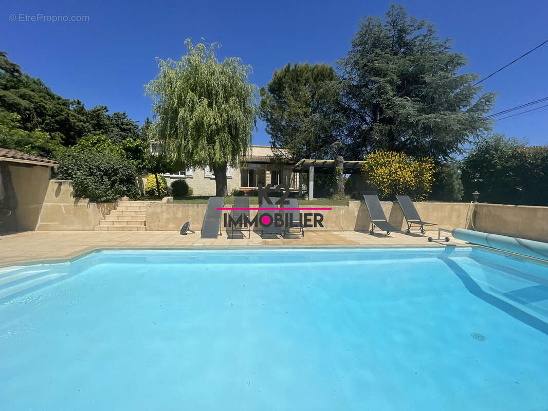 Maison à MONTELIMAR