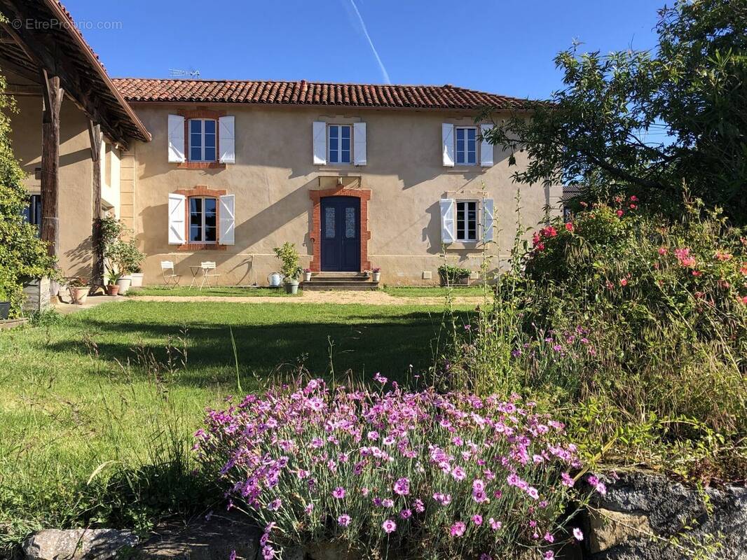 Maison à LODES
