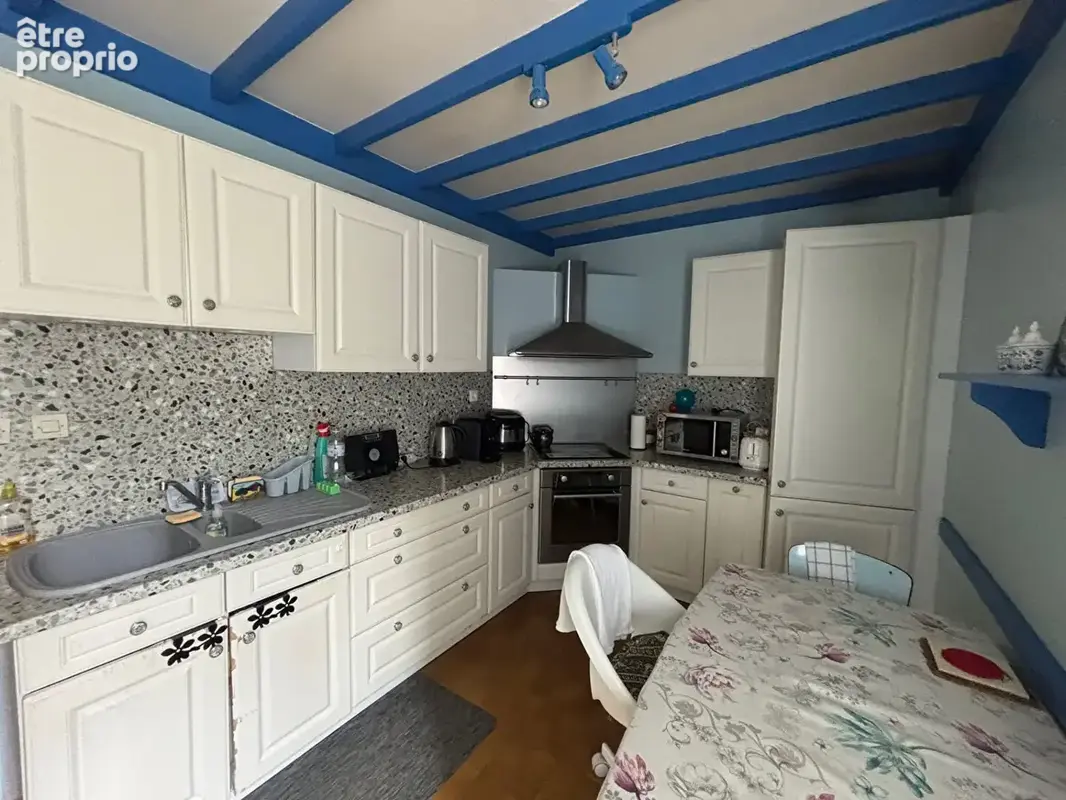 Terrenoire appartement f5 avec balcon et parking - photo 6
