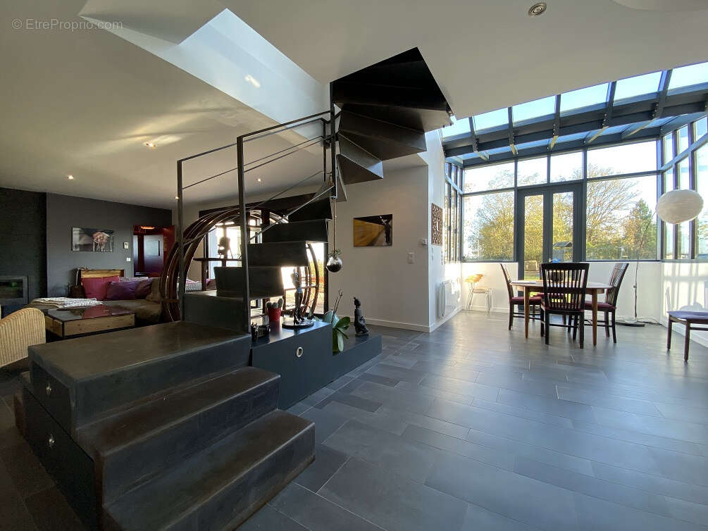 Maison à CHATAINCOURT