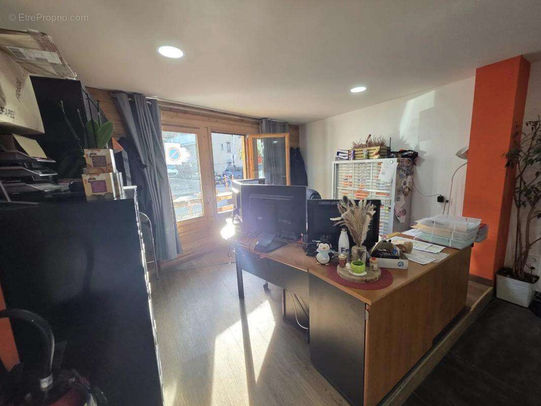 Commerce à BRIANCON