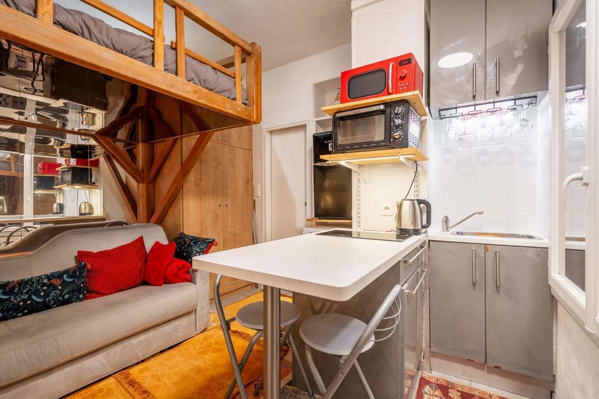 Appartement à PARIS-20E