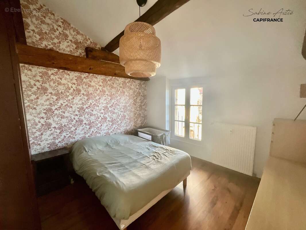 Maison de village en Pierres Dorées - 4 chambres, terrasse, jardin privatif et cave au cœur de Theizé - photo 9