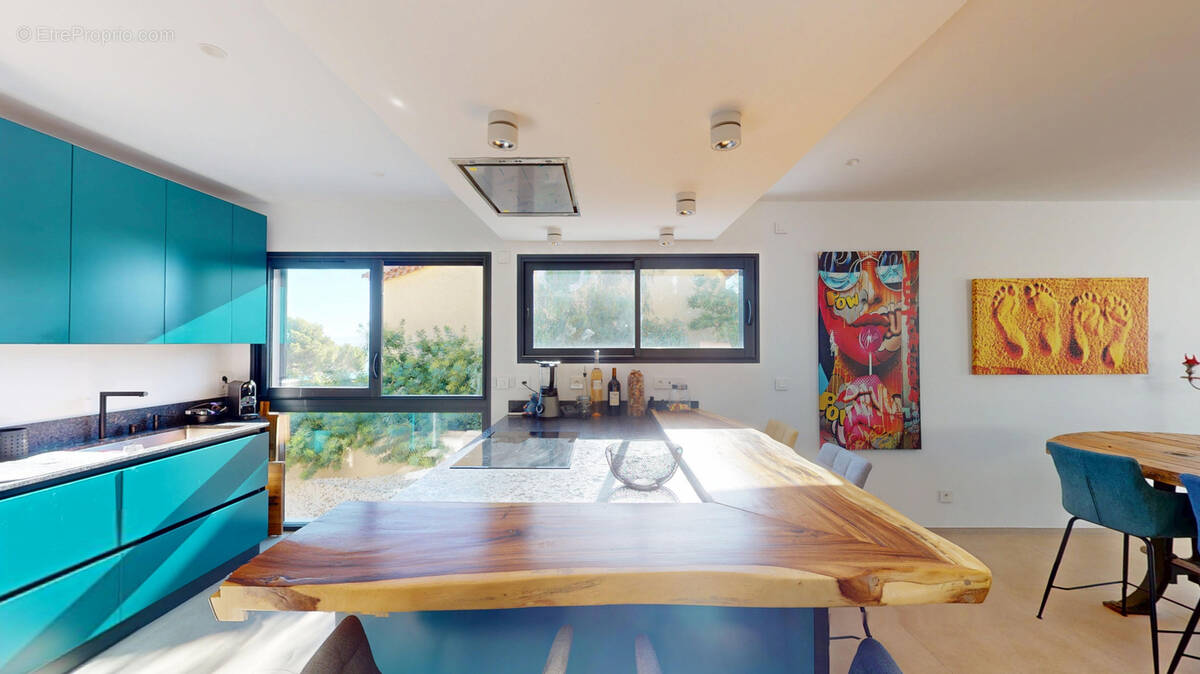 Maison à CARRY-LE-ROUET